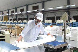 AAA: Ước tính giá trị của cổ phiếu là 36.900đ, P/E dự phóng là 12,6 lần