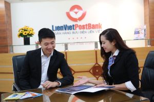 LPB: Ước tính giá trị là 25.600đ/cp, tương đương P/B dự phóng là 1,7 lần