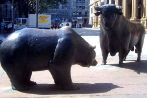 Phân tích, nhận định TT ngày 15/06: Nín thở chờ review hai quỹ ETFs