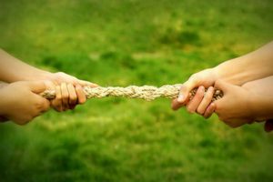 Phân tích, nhận định TT ngày 25/07: Giằng co trong khoảng 920-940 điểm